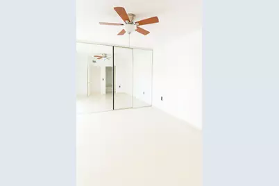 728 Mill Valley Place, West Palm Beach, FL 33409 - Photo 13