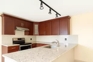 728 Mill Valley Pl, West Palm Beach, FL 33409 - Photo 9