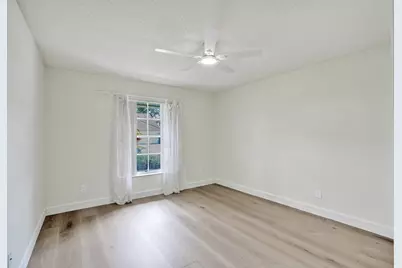 9821 SW 3rd Court, Plantation, FL 33324 - Photo 13