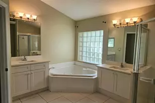 909 SW Lake Charles Cir, Port Saint Lucie, FL 34986 - Photo 25