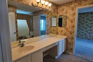 909 SW Lake Charles Cir, Port Saint Lucie, FL 34986 - Photo 27