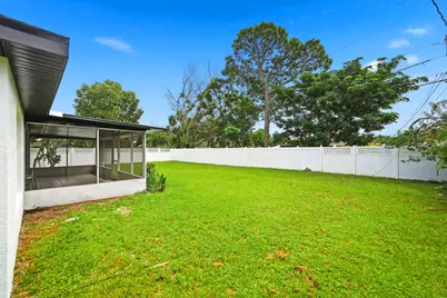 942 SW John Maccormack Terrace, Port Saint Lucie, FL 34953 - Photo 7
