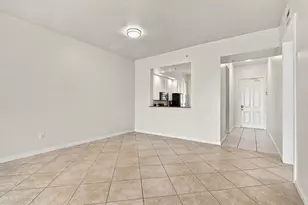 19 Harbour Isle Dr W, Fort Pierce, FL 34949 - Photo 9