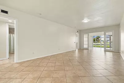 19 Harbour Isle Drive W #103, Fort Pierce, FL 34949 - Photo 7
