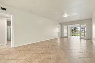 19 Harbour Isle Dr W, Fort Pierce, FL 34949 - Photo 7