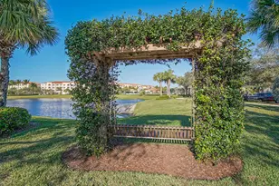 19 Harbour Isle Dr W, Fort Pierce, FL 34949 - Photo 39