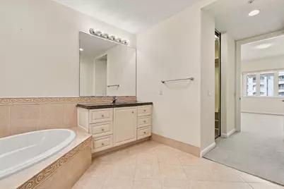 19 Harbour Isle Drive W #201, Fort Pierce, FL 34949 - Photo 19