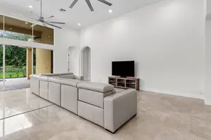 8126 Valhalla Dr, Delray Beach, FL 33446 - Photo 13