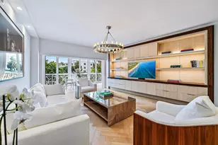 389 S Lake Dr, Palm Beach, FL 33480 - Photo 1