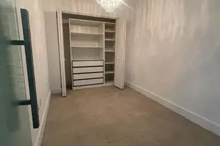488 NE 18th St, Miami, FL 33132 - Photo 11