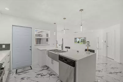 1051 SW Dubois, Port Saint Lucie, FL 34953 - Photo 11