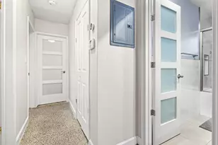 3697 NE 16th Ave, Oakland Park, FL 33334 - Photo 29