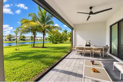 8074 Laurel Falls Drive, Boca Raton, FL 33496 - Photo 9