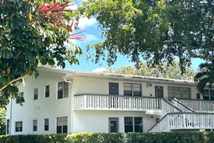 561 Durham T, Deerfield Beach, FL 33442 - Photo 3