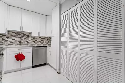8751 Shadow Wood Boulevard #102, Coral Springs, FL 33071 - Photo 27