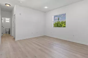 105 2nd St, Lake Park, FL 33403 - Photo 13