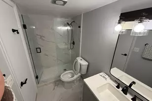 401 SE 3rd St, Dania Beach, FL 33004 - Photo 33
