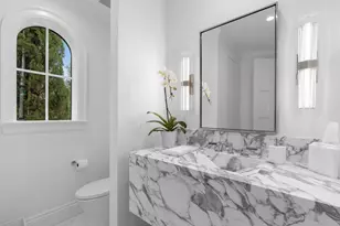 111 Via Palacio, Palm Beach Gardens, FL 33418 - Photo 37