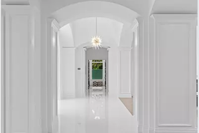 111 Via Palacio, Palm Beach Gardens, FL 33418 - Photo 13