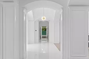 111 Via Palacio, Palm Beach Gardens, FL 33418 - Photo 13
