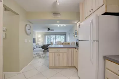 390 Golfview Road #B, North Palm Beach, FL 33408 - Photo 23