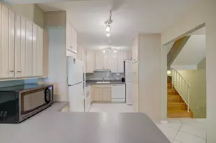390 Golfview Rd, North Palm Beach, FL 33408 - Photo 21