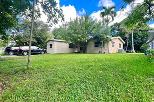 3999 NW 36th St, Lauderdale Lakes, FL 33309 - Photo 3