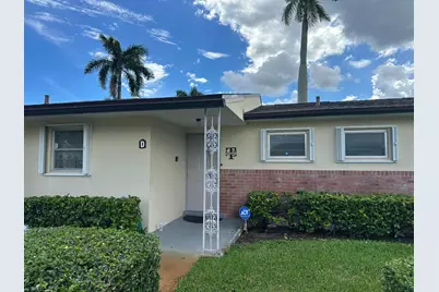 2751 Ashley Drive E #D, West Palm Beach, FL 33415 - Photo 1