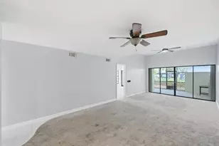 1097 NW 98th Terrace, Pembroke Pines, FL 33024 - Photo 7