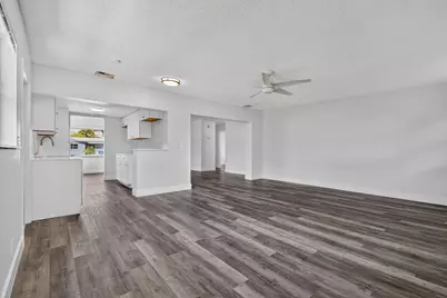 1025 W 7th Street, Riviera Beach, FL 33404 - Photo 7