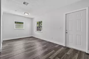 1025 W 7th St, Riviera Beach, FL 33404 - Photo 15