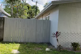 2518 SE Harrison St, Stuart, FL 34997 - Photo 27