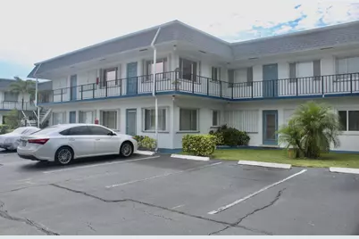 2440 Lake Osborne Drive #105, Lake Worth Beach, FL 33461 - Photo 3