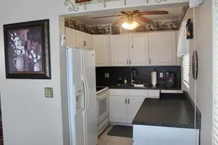 2440 Lake Osborne Dr, Lake Worth Beach, FL 33461 - Photo 15