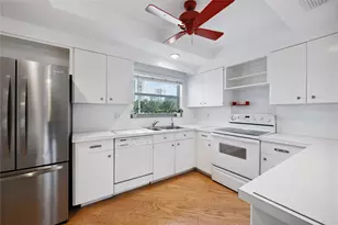 818 SE 4th St, Fort Lauderdale, FL 33301 - Photo 17