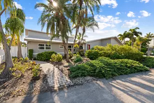 2108 NE 24th St, Wilton Manors, FL 33305 - Photo 83