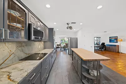 2108 NE 24th Street, Wilton Manors, FL 33305 - Photo 19