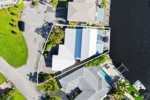 2108 NE 24th St, Wilton Manors, FL 33305 - Photo 101