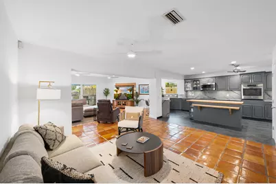 2108 NE 24th Street, Wilton Manors, FL 33305 - Photo 11