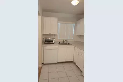4640 Lucerne Lakes Boulevard W #307, Lake Worth, FL 33467 - Photo 11