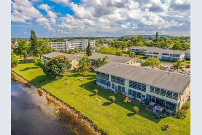 18 Markham A, Deerfield Beach, FL 33442 - Photo 1