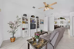 827 NW Greenwich Ct, Port Saint Lucie, FL 34983 - Photo 13