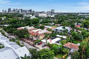 1123 NE 14th Ave, Fort Lauderdale, FL 33304 - Photo 1