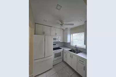 17 Cambridge A, West Palm Beach, FL 33417 - Photo 13