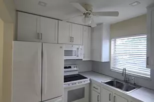 17 Cambridge A, West Palm Beach, FL 33417 - Photo 13