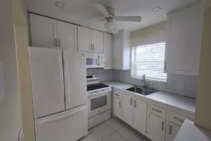 17 Cambridge A, West Palm Beach, FL 33417 - Photo 15