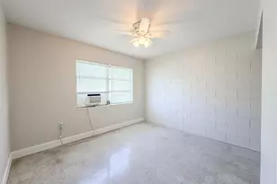703 N 25th St, Fort Pierce, FL 34947 - Photo 7