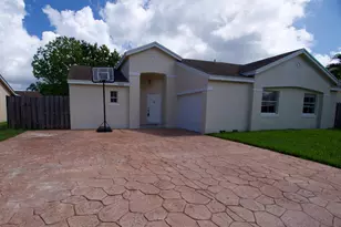 9471 NW 52nd St, Sunrise, FL 33351 - Photo 1