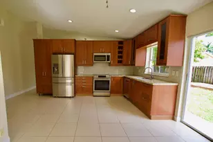 9471 NW 52nd St, Sunrise, FL 33351 - Photo 15
