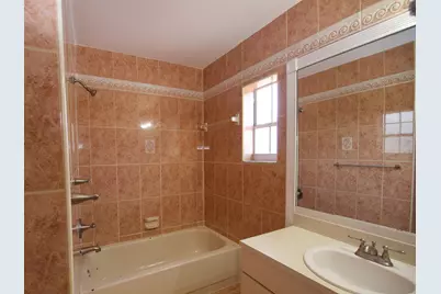 9471 NW 52nd Street, Sunrise, FL 33351 - Photo 3